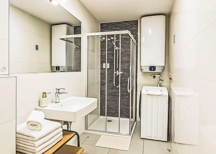 Celakovsky-5 By Interhome Praha